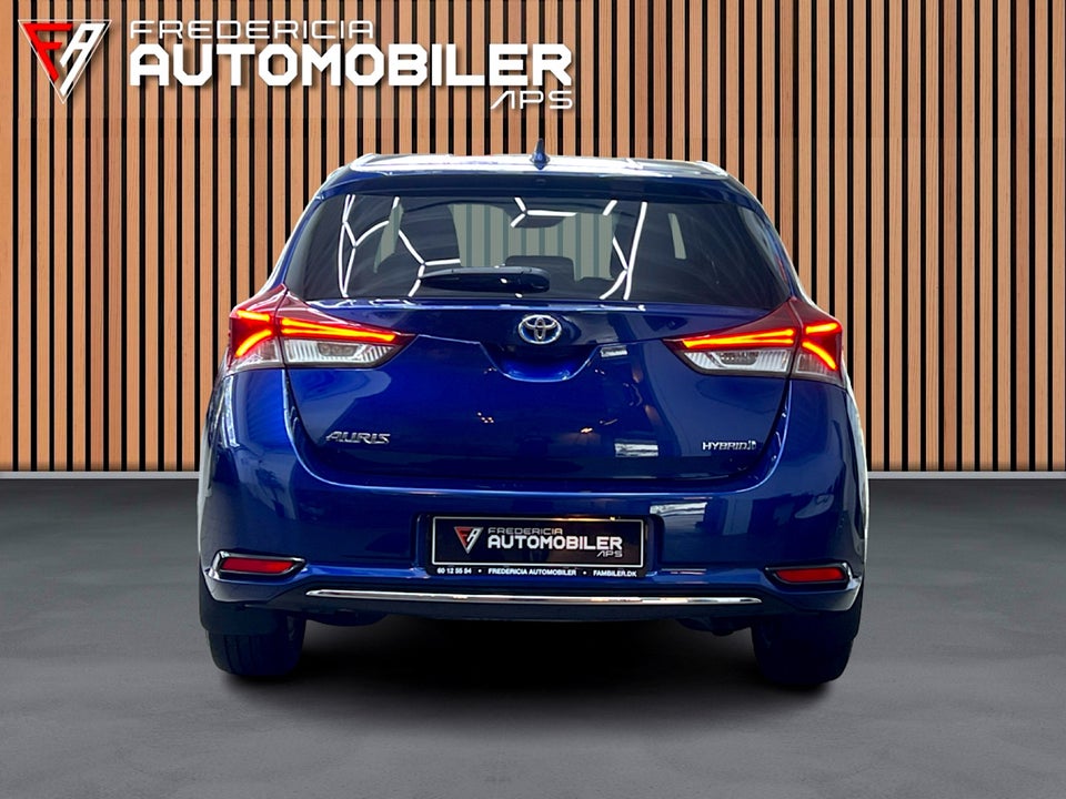 Toyota Auris 1,8 Hybrid H2 Comfort CVT 5d