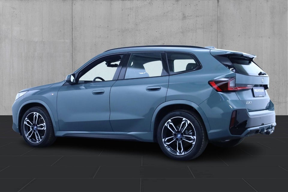 BMW iX1 eDrive20 M-Sport 5d