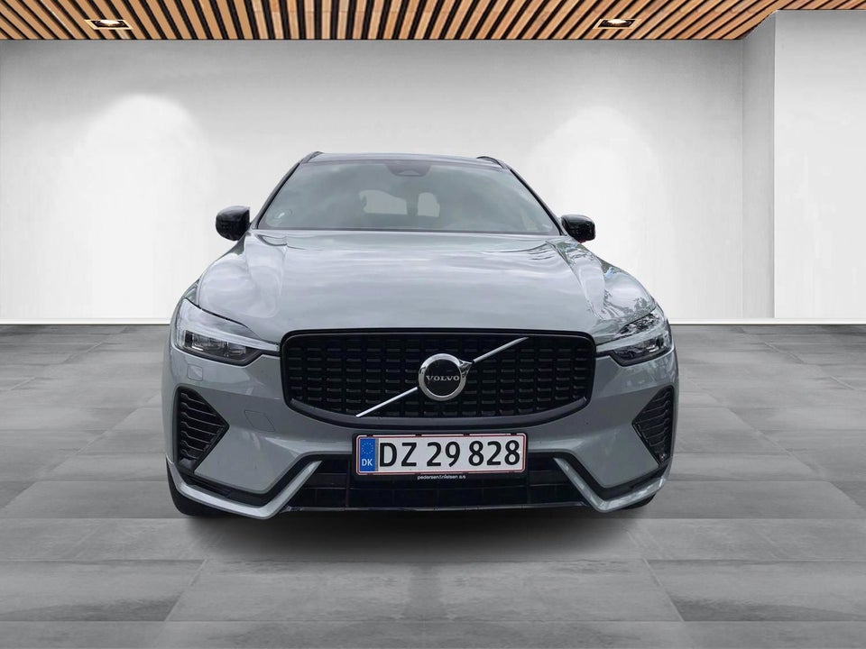 Volvo XC60 2,0 T6 ReCharge Plus Dark aut. AWD 5d