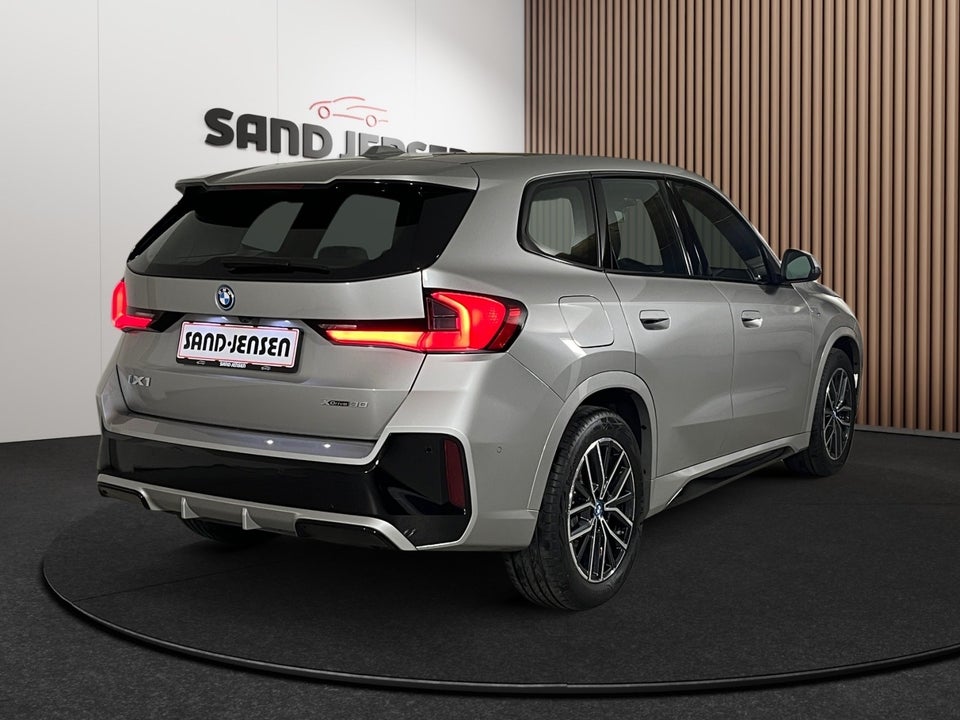 BMW iX1 xDrive30 X-Line 5d