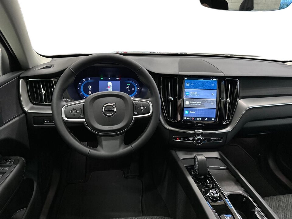 Volvo XC60 2,0 T6 ReCharge Core aut. AWD 5d