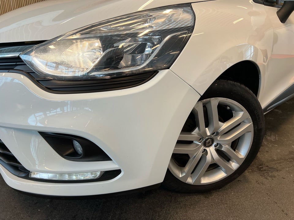 Renault Clio IV 0,9 TCe 90 Zen Sport Tourer 5d