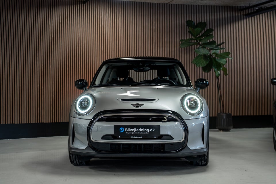 MINI Cooper SE Yours Trim 3d