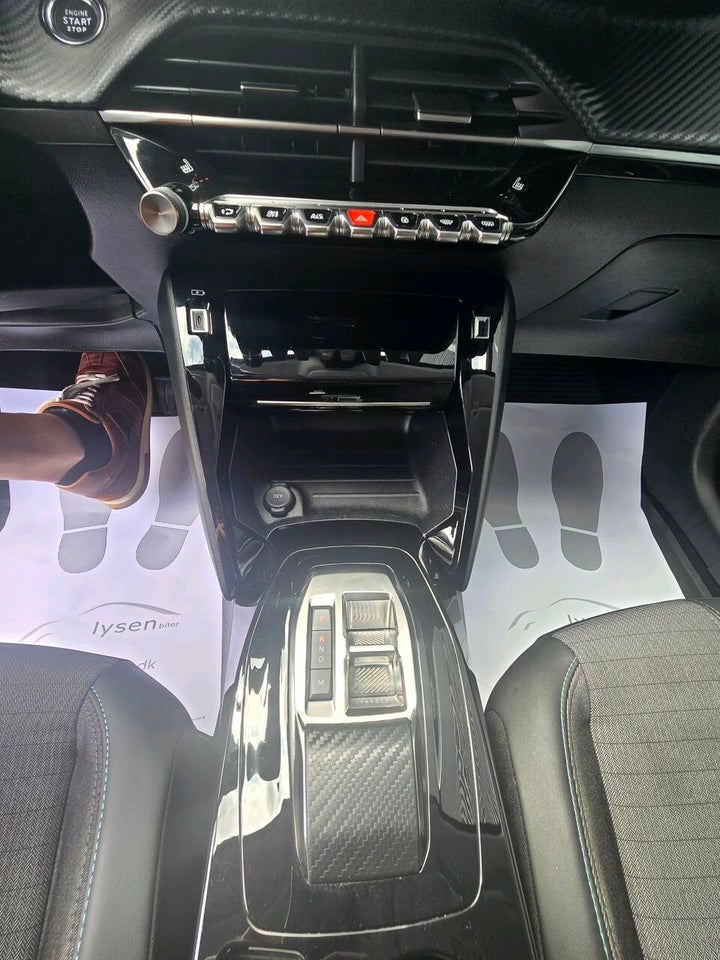 Peugeot 208 1,2 PureTech 100 Allure Pack EAT8 5d