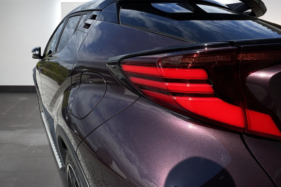 Toyota C-HR 2,0 Hybrid GR Sport CVT 5d