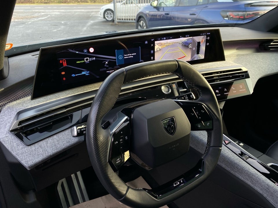 Peugeot e-5008 77 GT Pack 7prs 5d