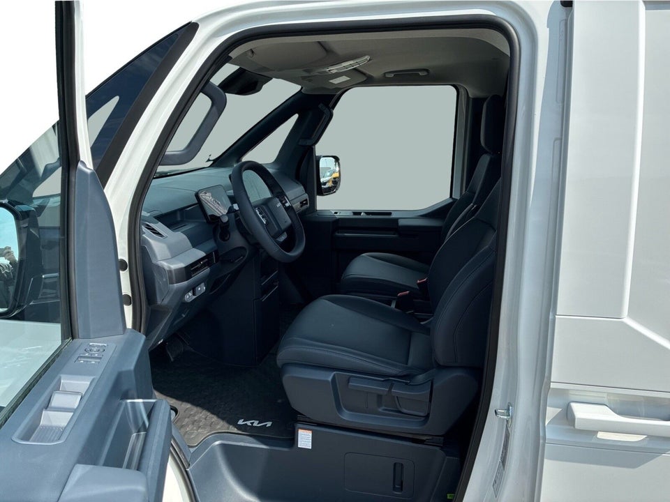 Kia PV5 71 Cargo L2H1 Long Range Work Pro
