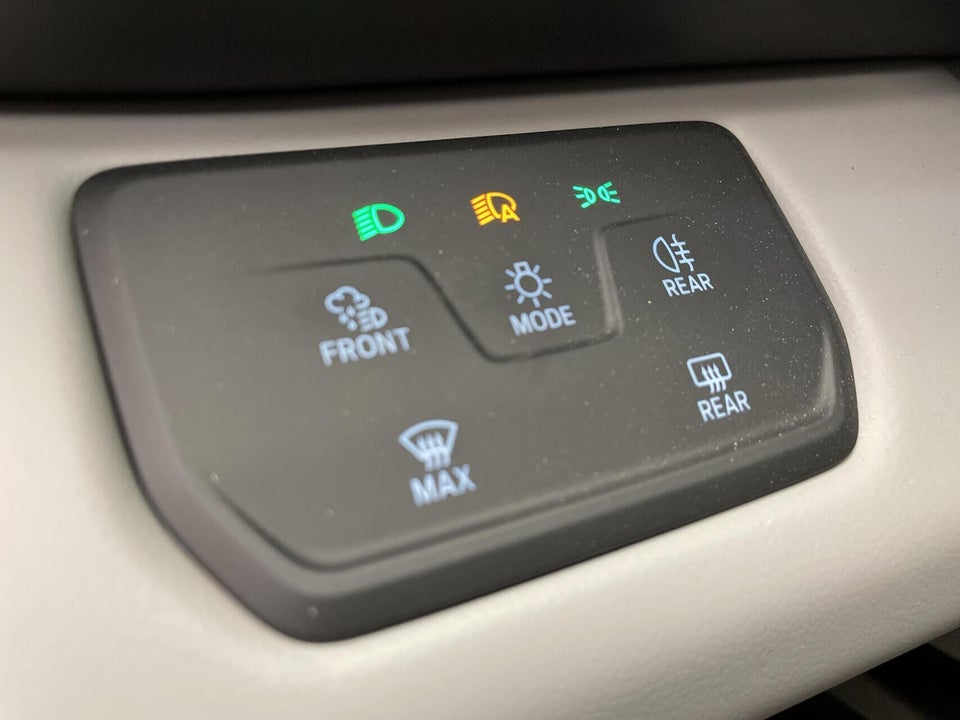 Ford Capri 77 Premium Extended Range 5d