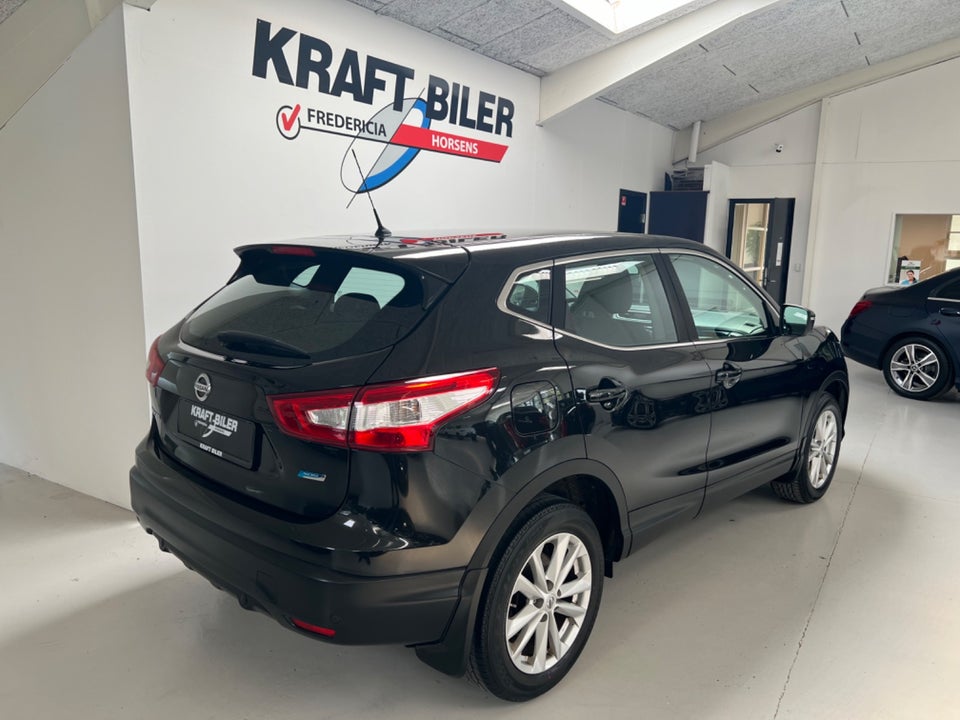 Nissan Qashqai 1,5 dCi 110 Acenta Connect 5d