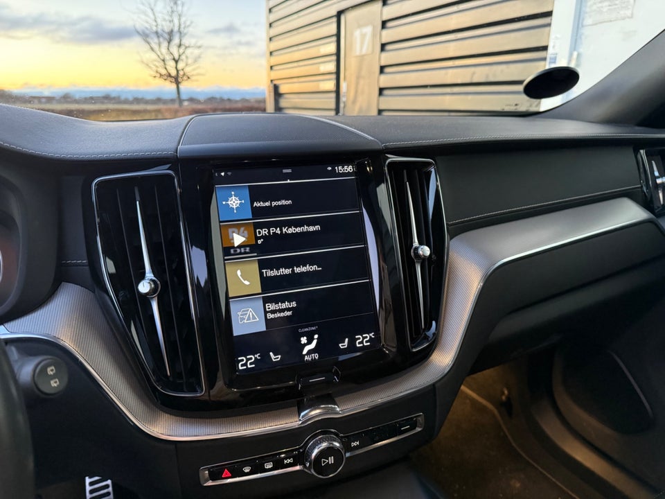 Volvo XC60 2,0 T8 390 R-Design aut. AWD 5d