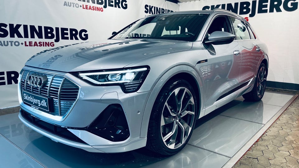 Audi e-tron 55 S-line quattro 5d