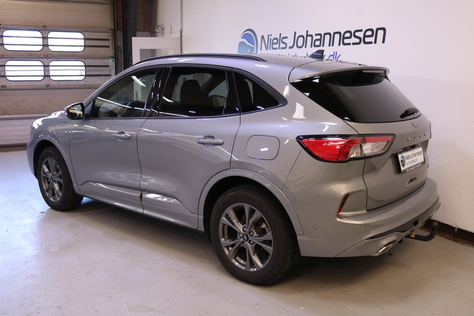 Ford Kuga 2,5 PHEV ST-Line X CVT 5d