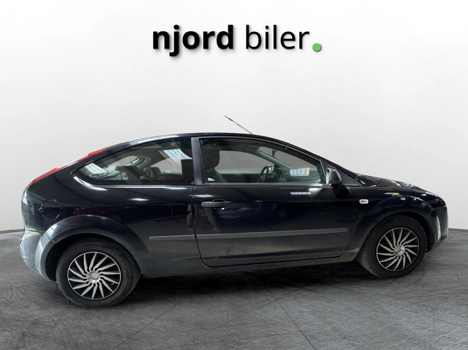 Ford Focus 1,6 Ti-VCT Ghia 4d