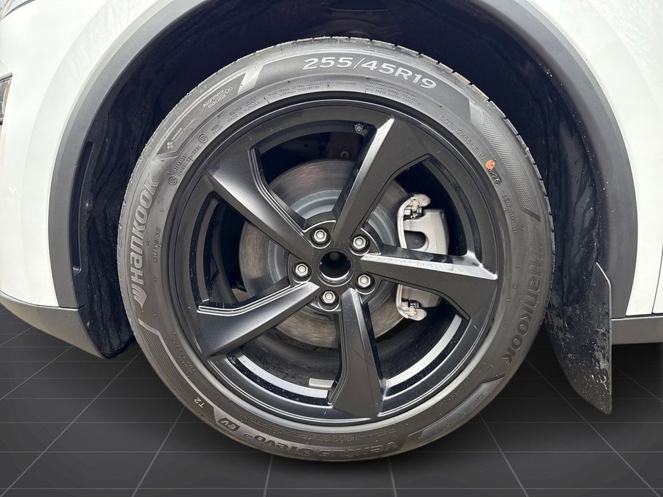 Tesla Model Y Long Range RWD 5d