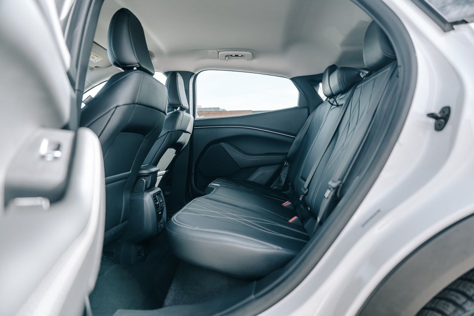 Ford Mustang Mach-E 70 Standard Range 5d