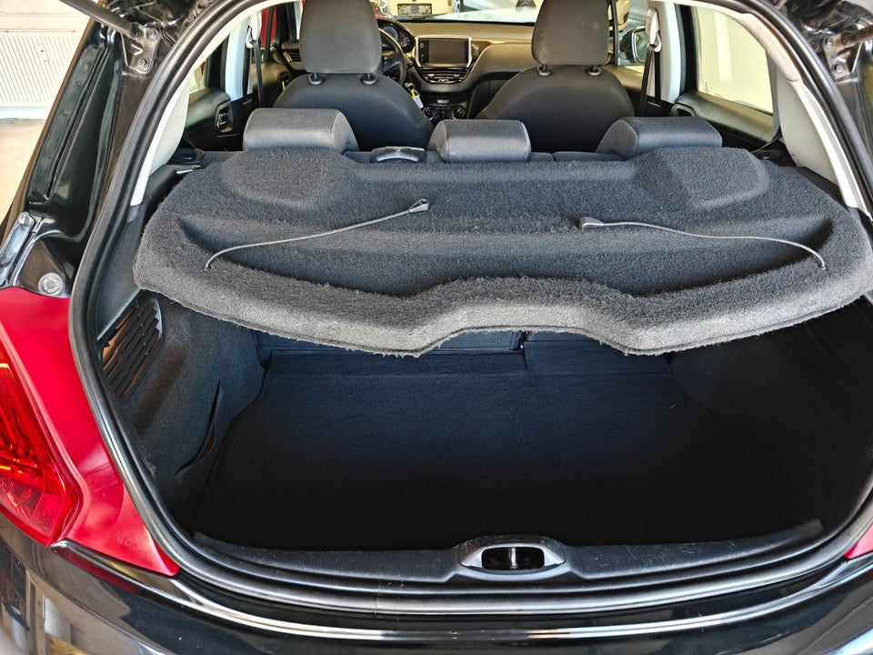 Peugeot 208 1,2 VTi Active 5d