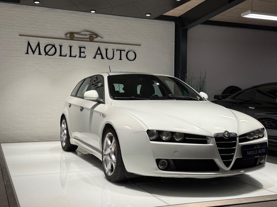 Alfa Romeo 159 2,4 JTDm 210 Ti Sportwagon 5d