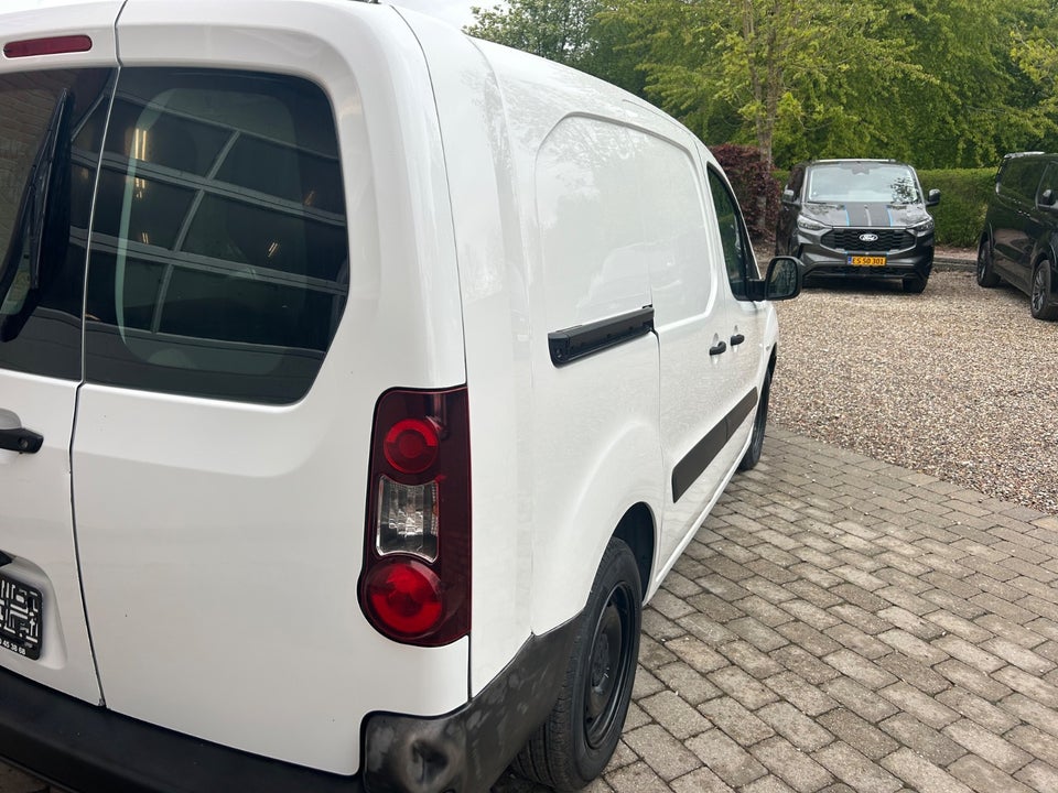 Peugeot Partner 1,6 BlueHDi 100 L2 Flex Van 5d