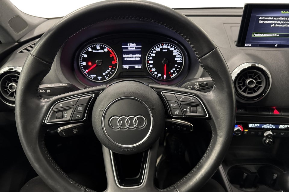 Audi A3 35 TFSi Sport Limited S-tr. 4d