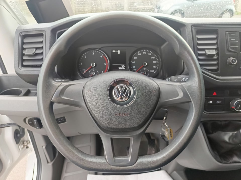 VW Crafter 30 2,0 TDi 102 Kassevogn L3H2