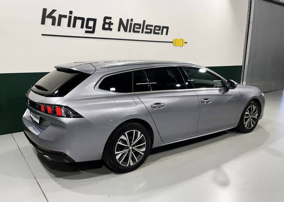 Peugeot 508 1,6 Hybrid Allure EAT8 5d