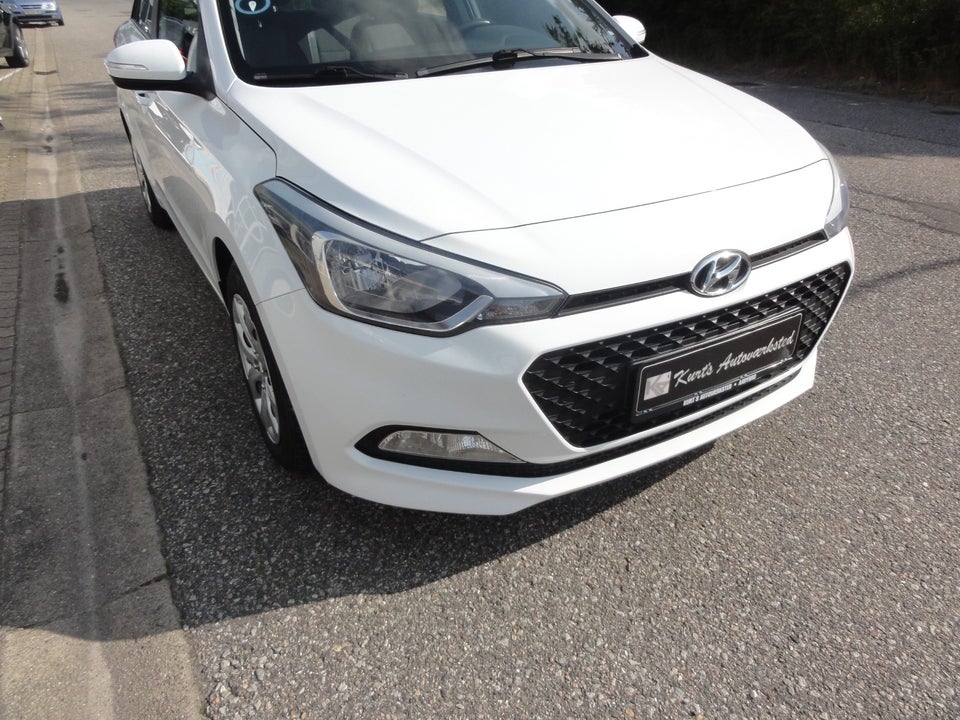 Hyundai i20 1,25 Trend 5d