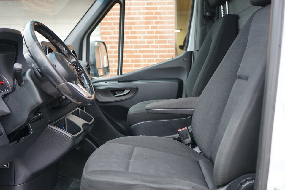 Mercedes Sprinter 317 2,0 CDi A2 Chassis aut. RWD 2d