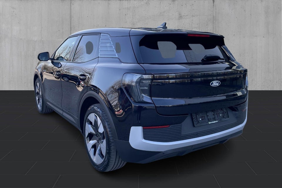 Ford Explorer 77 Premium Extended Range 5d