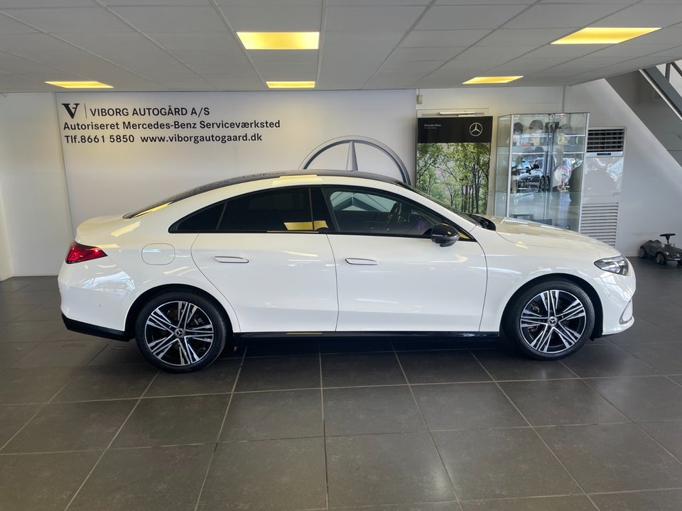 Mercedes CLA250+ electric Progressive Premium 4d