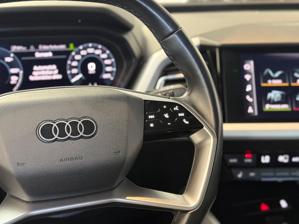 Audi Q4 e-tron 40  5d