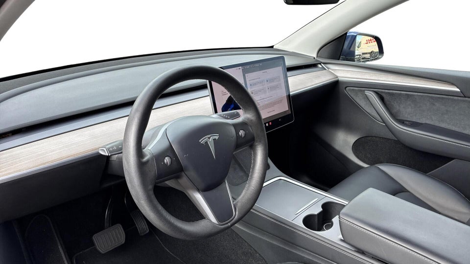 Tesla Model Y Long Range AWD 5d