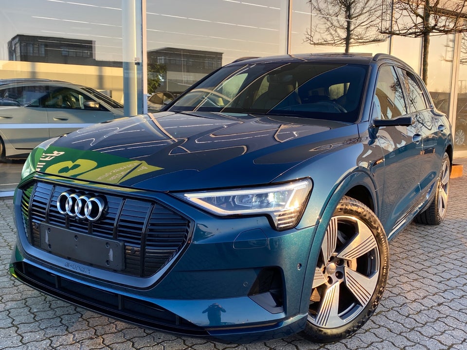 Audi e-tron 55 S-line quattro 5d