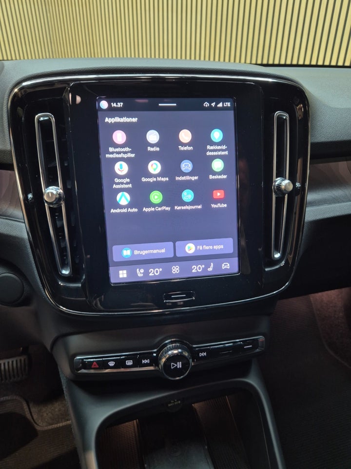 Volvo XC40 ReCharge Twin Plus 5d