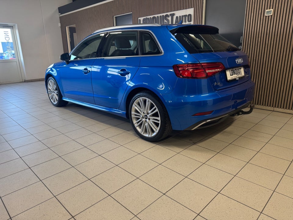 Audi A3 1,4 e-tron Sportback S-tr. 5d