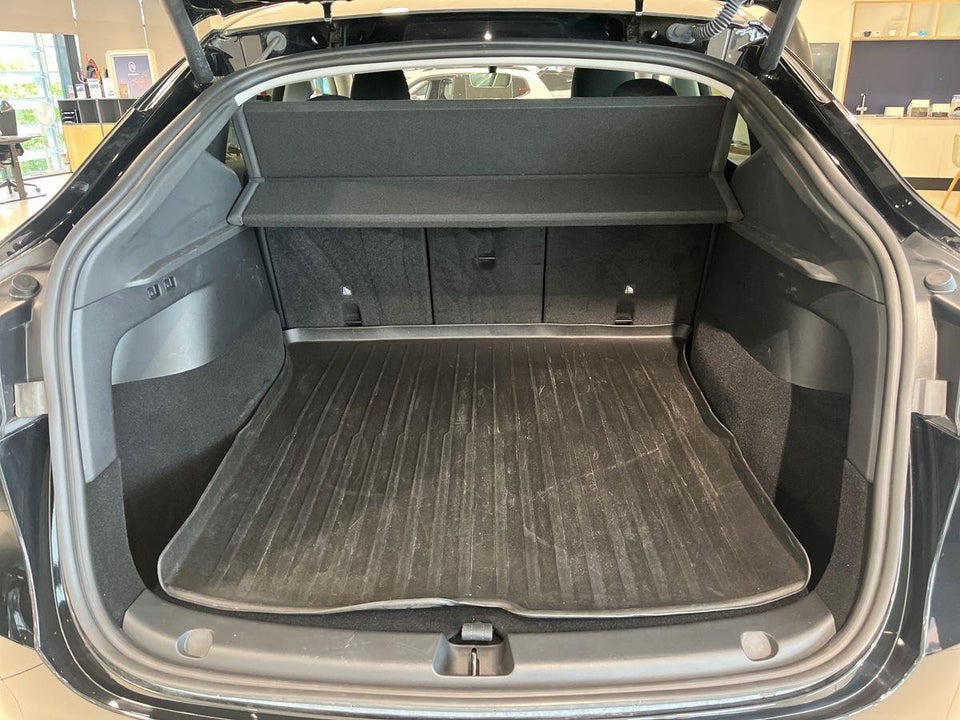 Tesla Model Y RWD 5d