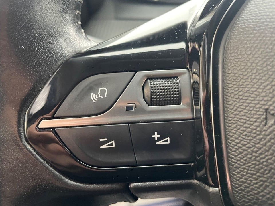 Peugeot 208 1,2 PureTech 100 Active+ 5d