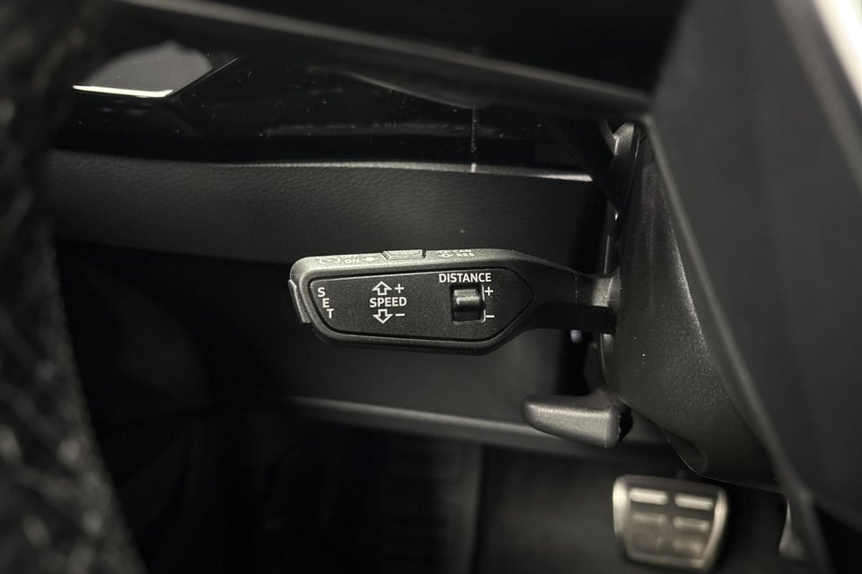 Audi Q8 e-tron 50 S-line quattro 5d