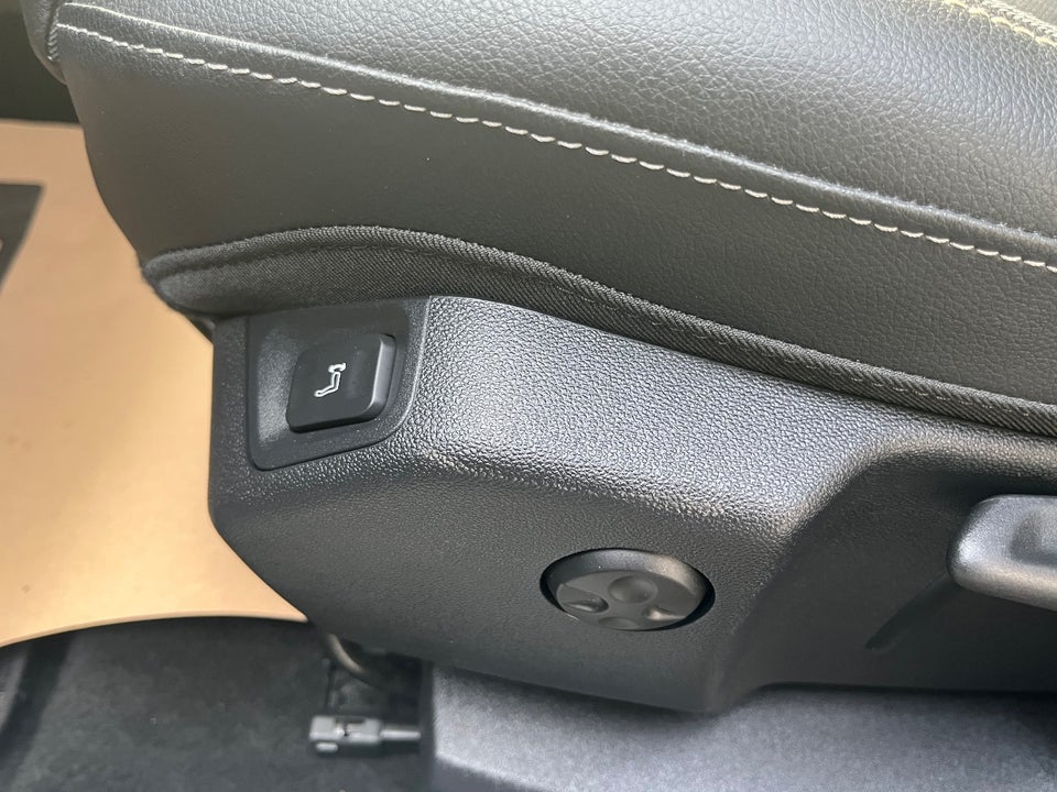 Opel Grandland X 1,6 Hybrid Ultimate aut. 5d