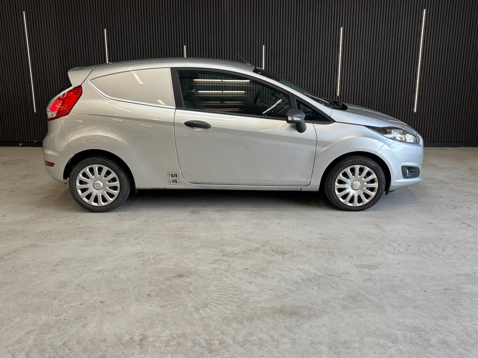 Ford Fiesta 1,5 TDCi 75 Trend Van 3d