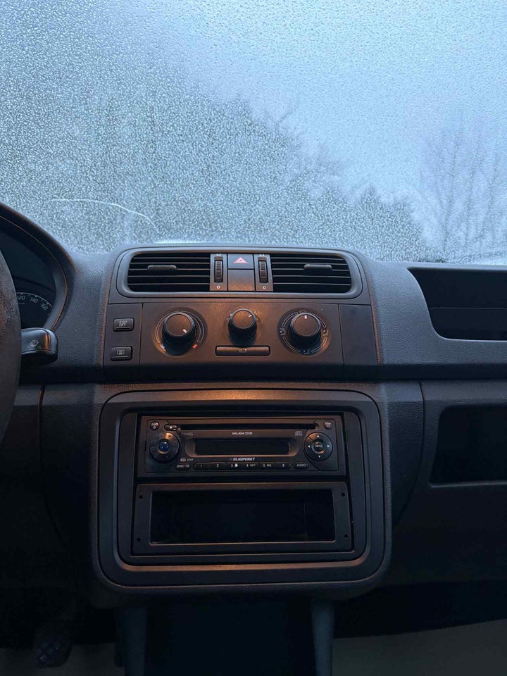 Skoda Fabia 1,4 16V Ambiente 5d