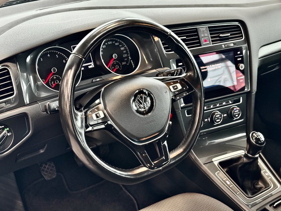 VW Golf VII 1,5 TSi 130 Comfortline 5d