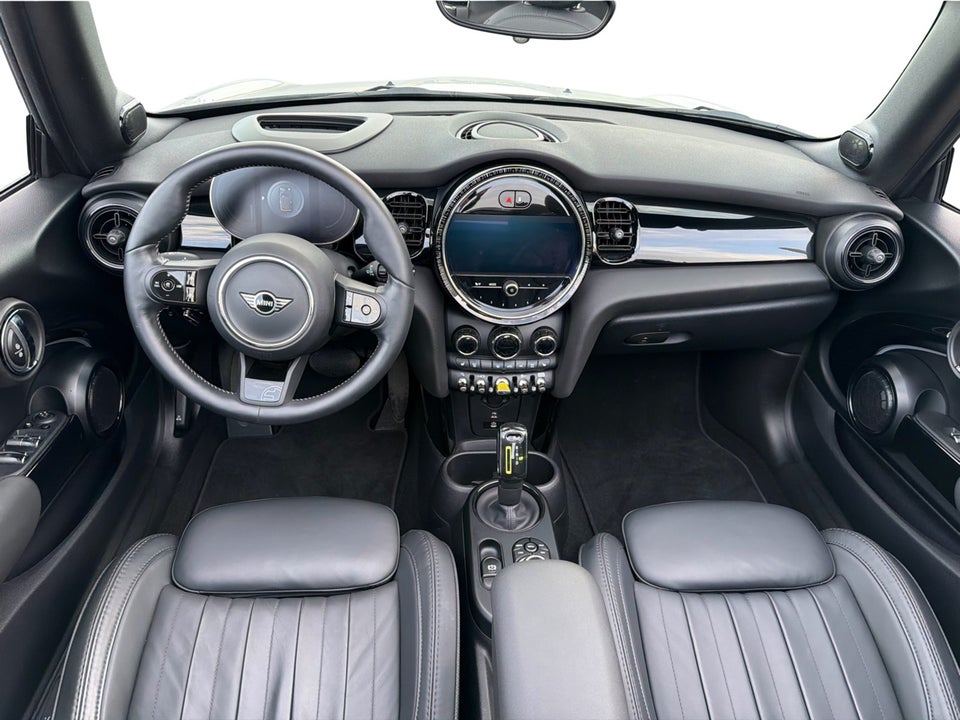 MINI Cooper SE Cabriolet 2d