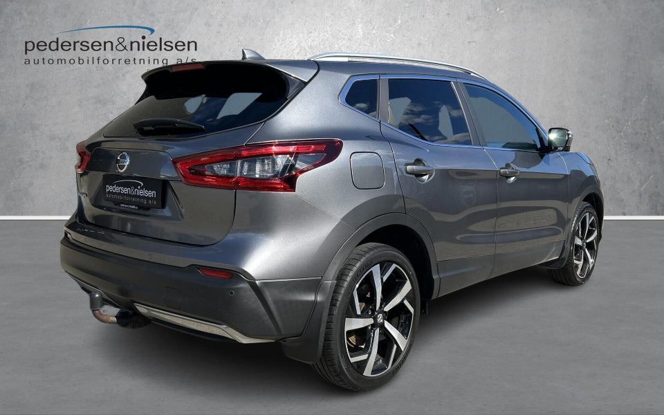 Nissan Qashqai 1,2 Dig-T 115 Tekna 5d
