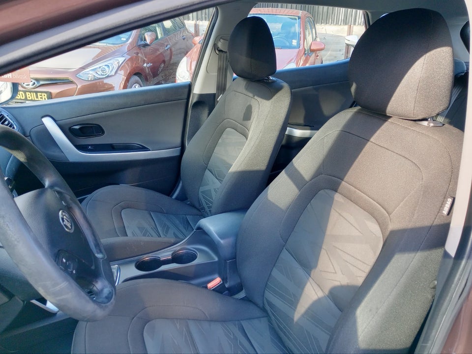 Kia Ceed 1,4 CVVT Active 5d