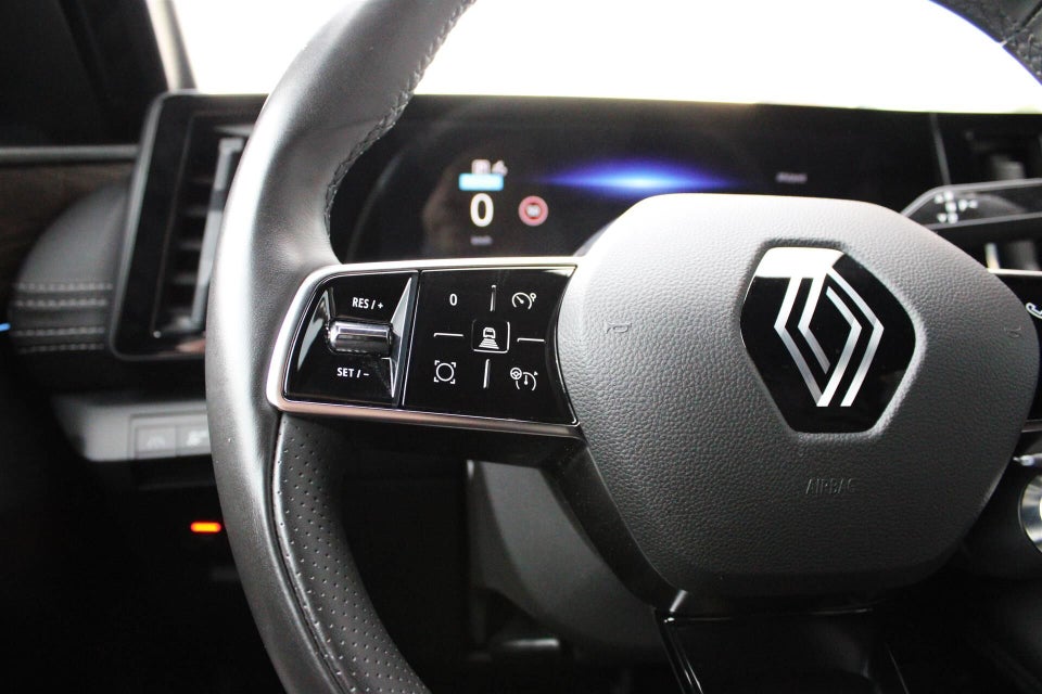 Renault Megane E-Tech 60 Iconic 5d