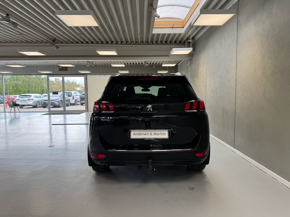 Peugeot 5008 1,6 e-THP 165 Allure EAT6 7prs 5d