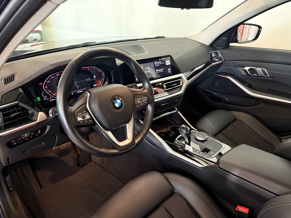 BMW 320i 2,0 Touring Sport Line aut. 5d