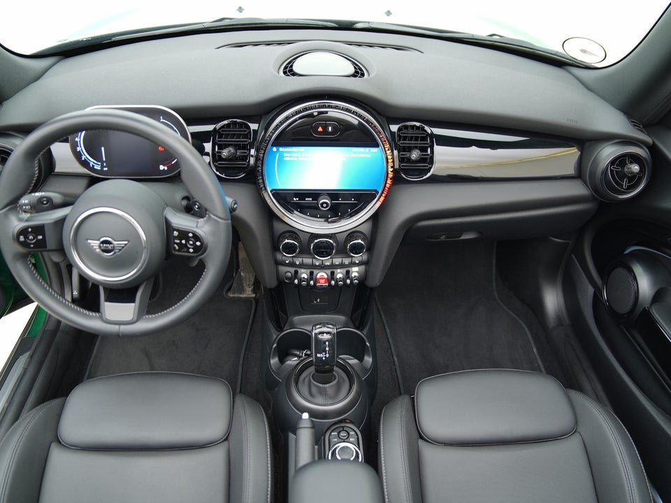MINI Cooper S 2,0 Essential Cabriolet aut. 2d