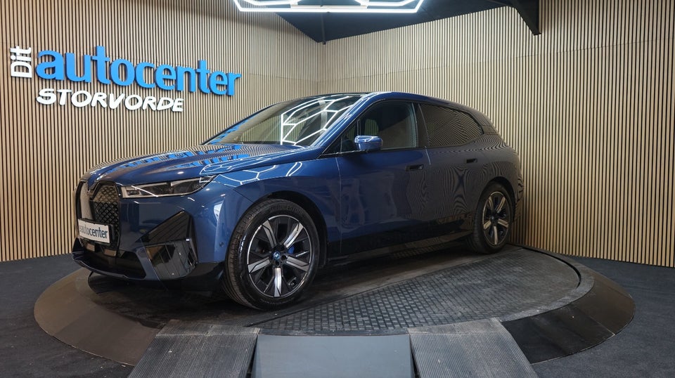 BMW iX xDrive40 Sport 5d