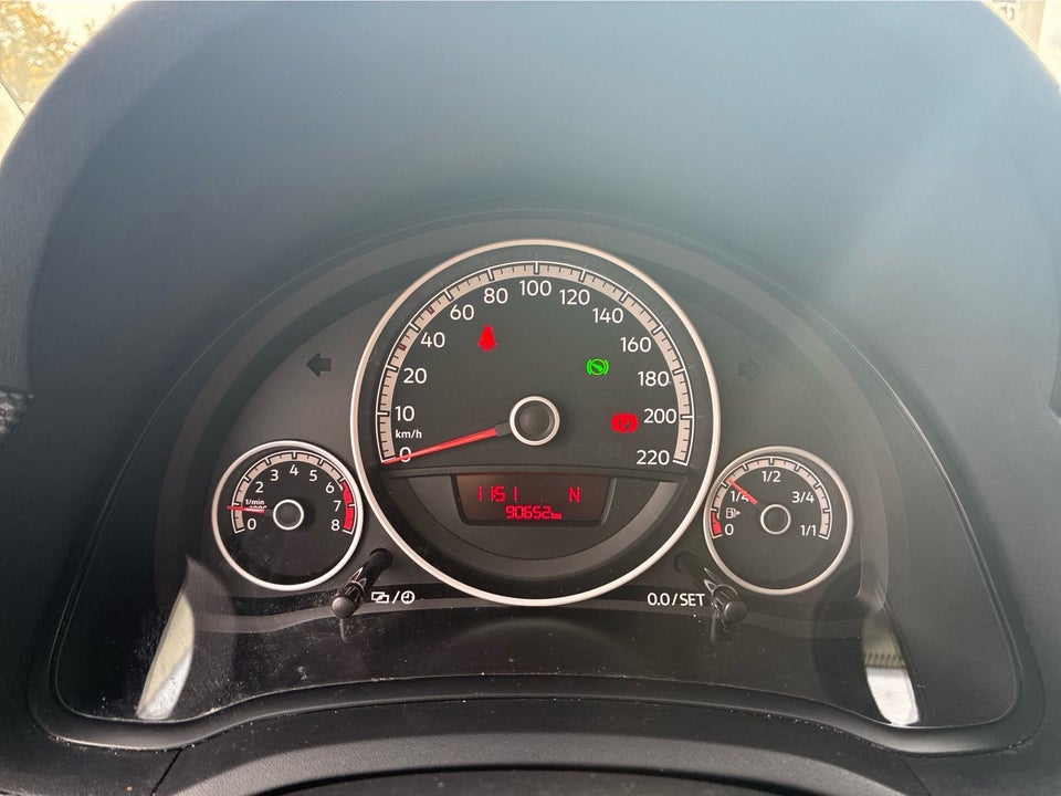 VW Up! 1,0 MPi 60 Move Up! ASG BMT 5d
